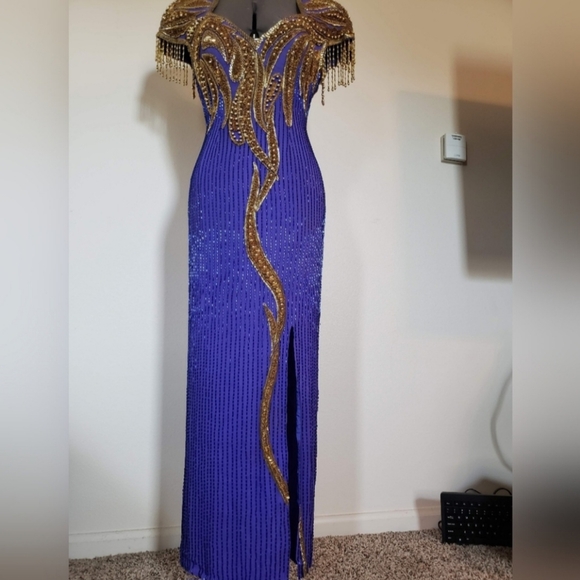 Vintage Indigo and gold beaded applique gown - Picture 4 of 9